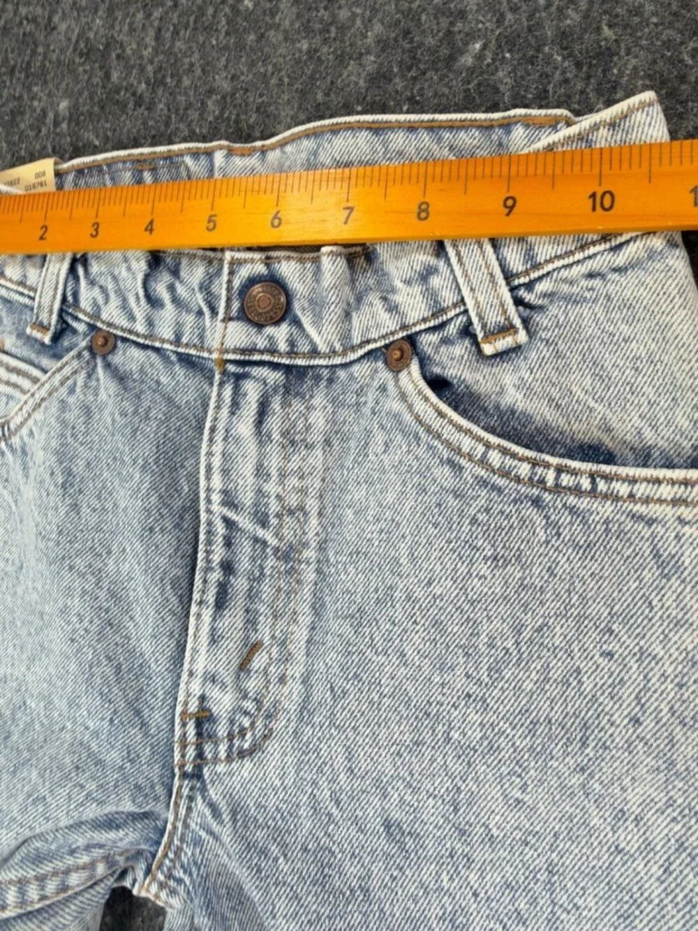 Levi's 550 Jeans Boys 11 Slim Blue Acid Wash Cotton Relaxed Vintage 90s USA Made